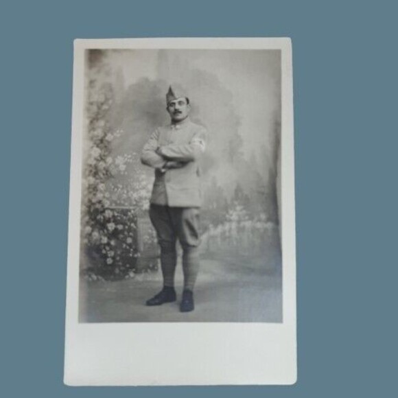 Vtg RPPC Photo Postcard WWI era French Military Soldier Medic Guilleminot Paris - Picture 1 of 10